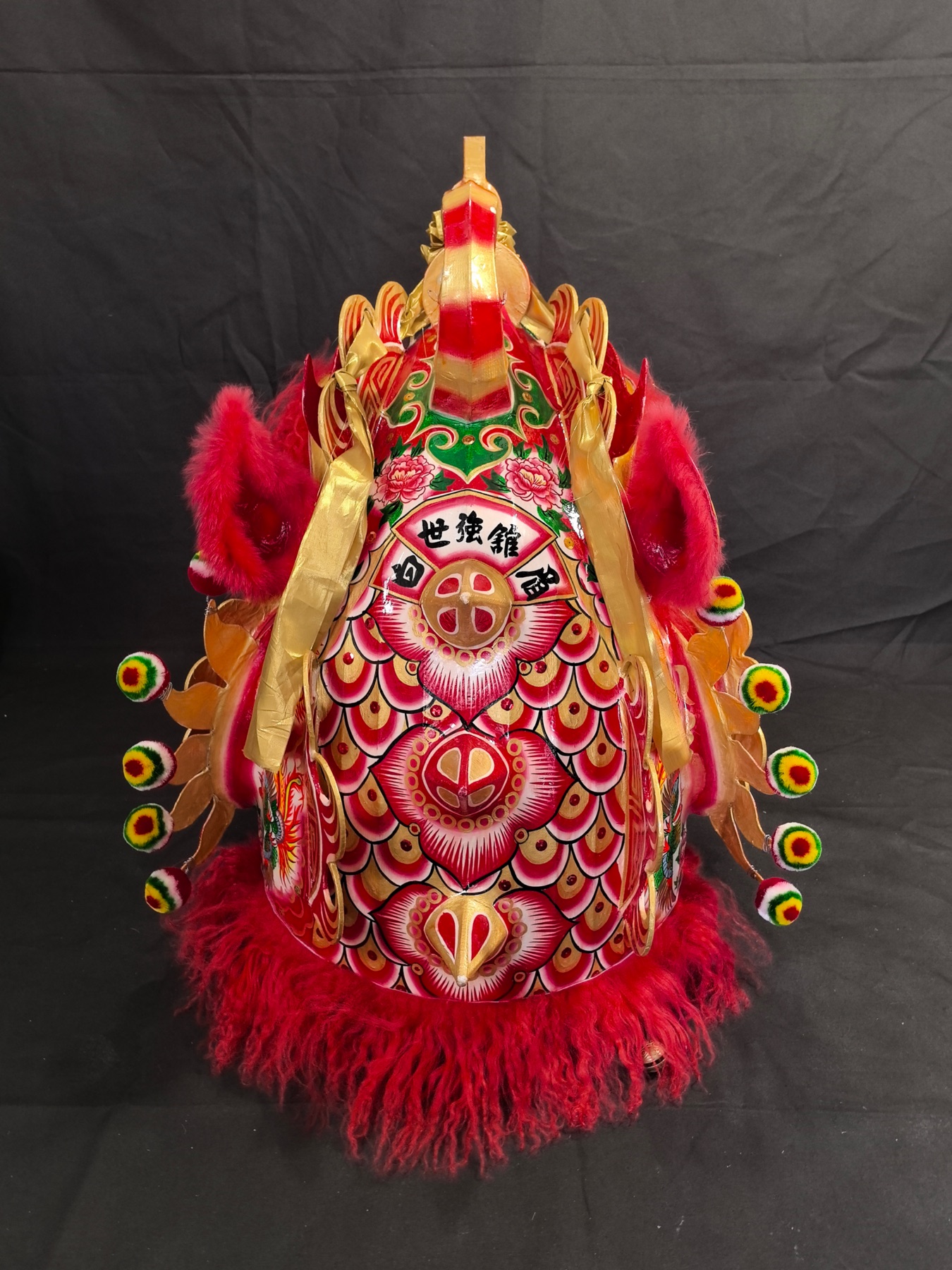 Hakka red qilin head — 2